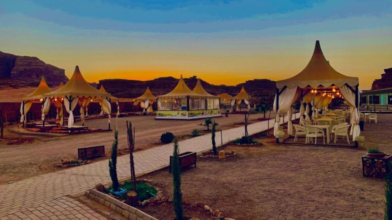 Villa Al Sultana Luxury Camp Wadi Rum Exterior foto